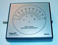 OPHC
Orgon powered Hyperspace Communicator®
mit Pendelplatte
mit Silberrohr und Anschlußbuchse für
Verbindungskabel und Transmissionsplatte
Verbindungskabel und Punkturspitze
